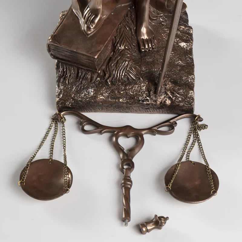 Escultura Themis Deusa da Justiça - Tazzi